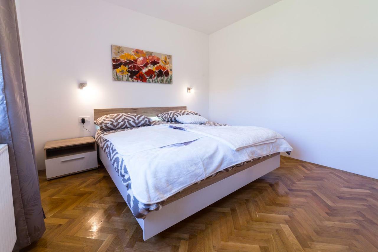 Apartments Raspolic Kastav Exterior photo